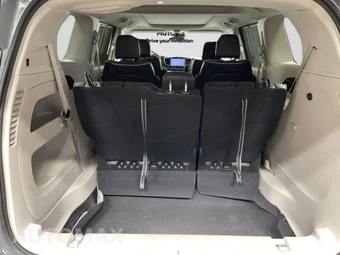 2023 Chrysler Pacifica Limited 121.6" WB - miniatura 33