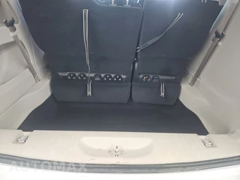 2023 Chrysler Pacifica Limited 121.6" WB - miniatura 17