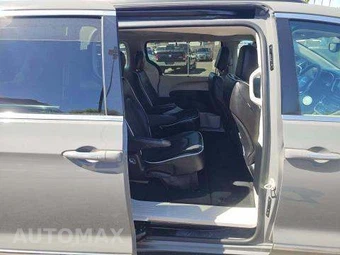2023 Chrysler Pacifica Limited 121.6" WB - miniatura 18
