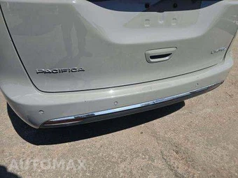 2023 Chrysler Pacifica Limited 121.6" WB - miniatura 26
