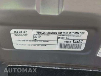 2023 Chrysler Pacifica Limited 121.6" WB - miniatura 28