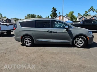 2023 Chrysler Pacifica Limited 121.6" WB - miniatura 5