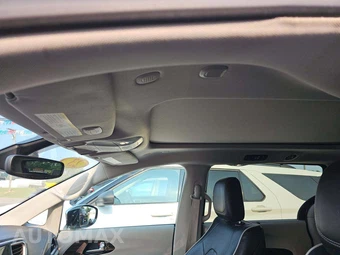 2023 Chrysler Pacifica Limited 121.6" WB - miniatura 11
