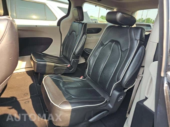 2023 Chrysler Pacifica Limited 121.6" WB - miniatura 13