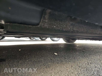 2023 Chrysler Pacifica Limited 121.6" WB - miniatura 18