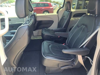2023 Chrysler Pacifica Limited 121.6" WB - miniatura 13