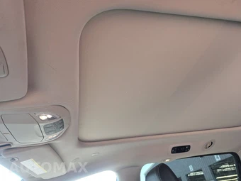 2023 Chrysler Pacifica Limited 121.6" WB - miniatura 19