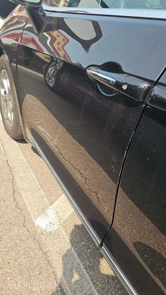2023 Chrysler Pacifica Limited 121.6" WB - miniatura 28