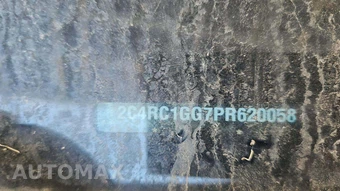 2023 Chrysler Pacifica Limited 121.6" WB - miniatura 19