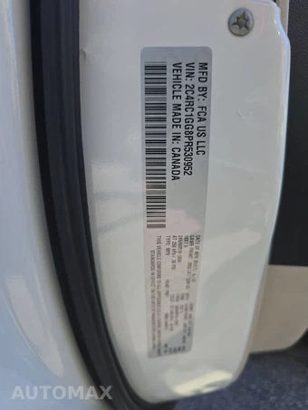 2023 Chrysler Pacifica Limited 121.6" WB - miniatura 15