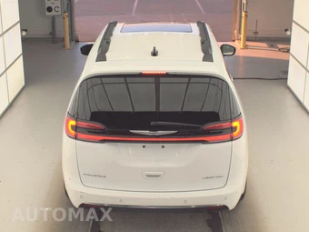 2023 Chrysler Pacifica Limited 121.6" WB - miniatura 5