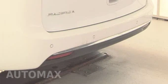 2023 Chrysler Pacifica Limited 121.6" WB - miniatura 24