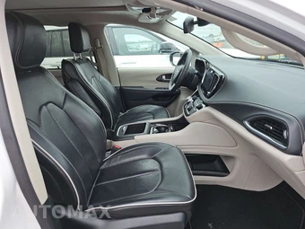 2023 Chrysler Pacifica Limited 121.6" WB - miniatura 8