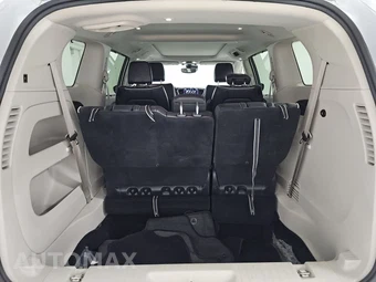 2023 Chrysler Pacifica Limited 121.6" WB - miniatura 16