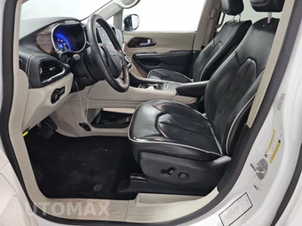 2023 Chrysler Pacifica Limited 121.6" WB - miniatura 7