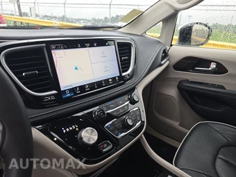 2023 Chrysler Pacifica Limited 121.6" WB - miniatura 11
