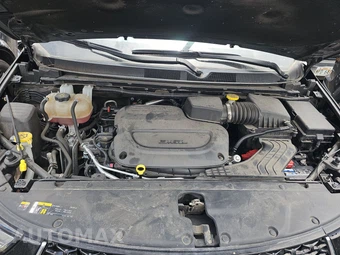 2023 Chrysler Pacifica Limited 121.6" WB - miniatura 16