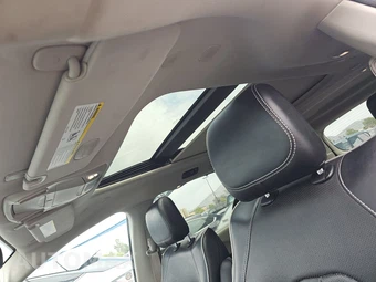 2023 Chrysler Pacifica Limited 121.6" WB - miniatura 22