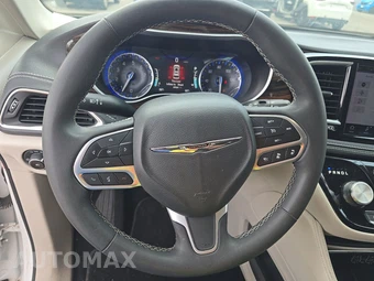 2023 Chrysler Pacifica Limited 121.6" WB - miniatura 10