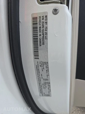 2023 Chrysler Pacifica Limited 121.6" WB - miniatura 15