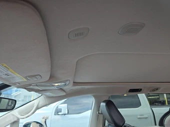 2023 Chrysler Pacifica Limited 121.6" WB - miniatura 18