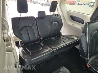 2023 Chrysler Pacifica Limited 121.6" WB - miniatura 14