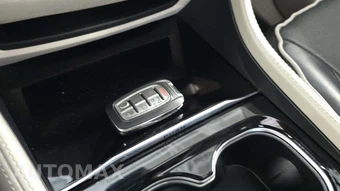 2023 Chrysler Pacifica Limited 121.6" WB - miniatura 18
