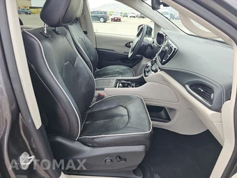 2023 Chrysler Pacifica Limited 121.6" WB - miniatura 8