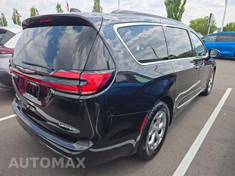 2023 Chrysler Pacifica Limited 121.6" WB - miniatura 3