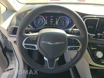 2023 Chrysler Pacifica Limited 121.6" WB - miniatura 10