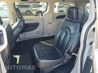 2023 Chrysler Pacifica Limited 121.6" WB - miniatura 13