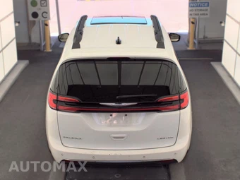 2023 Chrysler Pacifica Limited 121.6" WB - miniatura 5