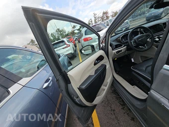 2023 Chrysler Pacifica Limited 121.6" WB - miniatura 9