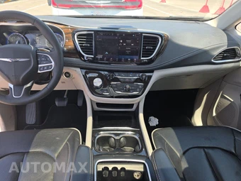2023 Chrysler Pacifica Limited 121.6" WB - miniatura 11