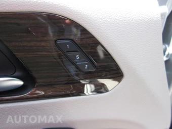 2023 Chrysler Pacifica Limited 121.6" WB - miniatura 33