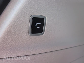 2023 Chrysler Pacifica Limited 121.6" WB - miniatura 47