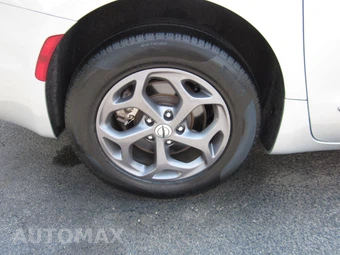 2023 Chrysler Pacifica Limited 121.6" WB - miniatura 65