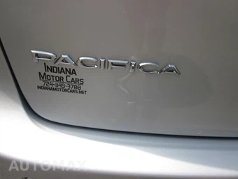 2023 Chrysler Pacifica Limited 121.6" WB - miniatura 7
