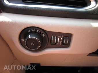 2023 Chrysler Pacifica Limited 121.6" WB - miniatura 72