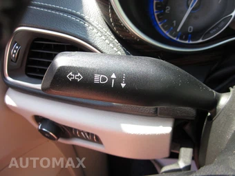 2023 Chrysler Pacifica Limited 121.6" WB - miniatura 73