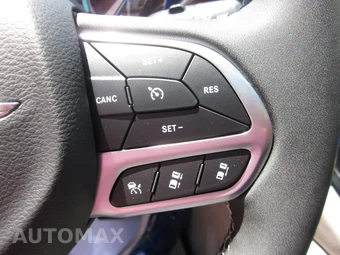 2023 Chrysler Pacifica Limited 121.6" WB - miniatura 76