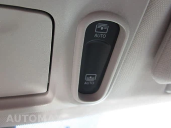 2023 Chrysler Pacifica Limited 121.6" WB - miniatura 86