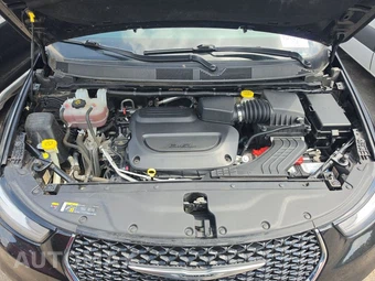 2023 Chrysler Pacifica Touring 121.6" WB – miniatura 19