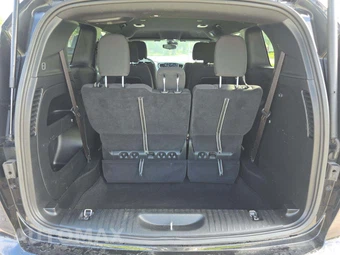 2023 Chrysler Pacifica Touring 121.6" WB - miniatura 15