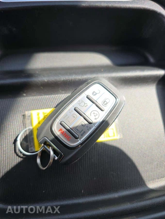 2023 Chrysler Pacifica Touring 121.6" WB - miniatura 8