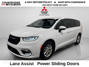2023 Chrysler Pacifica Touring 121.6" WB - car from the USA, Manheim Buy-Now listing at AUTOMAX