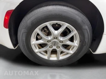 2023 Chrysler Pacifica Touring 121.6" WB - miniatura 36