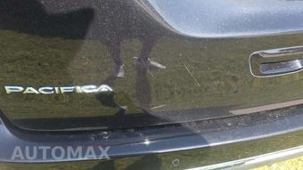 2023 Chrysler Pacifica Touring 121.6" WB - miniatura 21