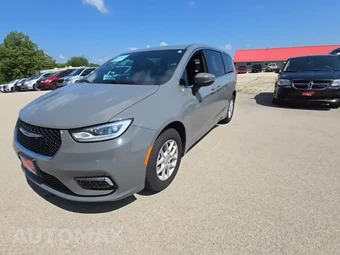 2023 Chrysler Pacifica Touring 121.6" WB