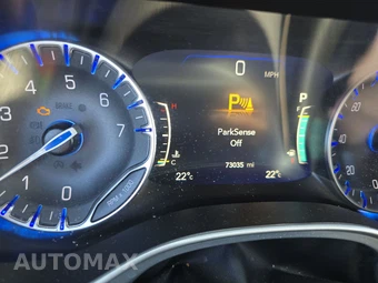 2023 Chrysler Pacifica Touring 121.6" WB - miniatura 12